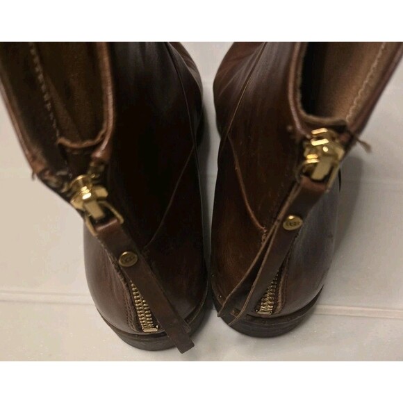 UGG Australia Women’s 9.5 Brown Leather Ankle Boots | Side Zip | Round Toe | Cla - Picture 3 of 13